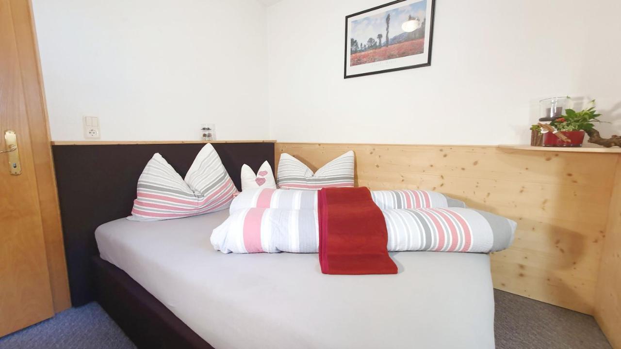 Appartements-Pension Reinstadler Prutz Exterior photo